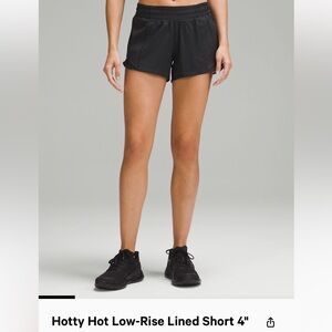 lululemon hotty hot LR shorts 4 inch inseam size 6